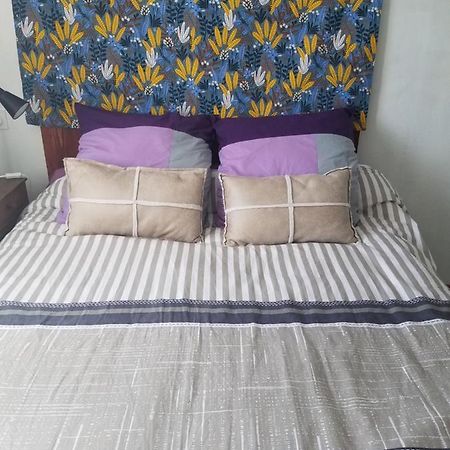 Petit Logement Dans Un Ecrin De Verdure Saint-Herblain Dış mekan fotoğraf